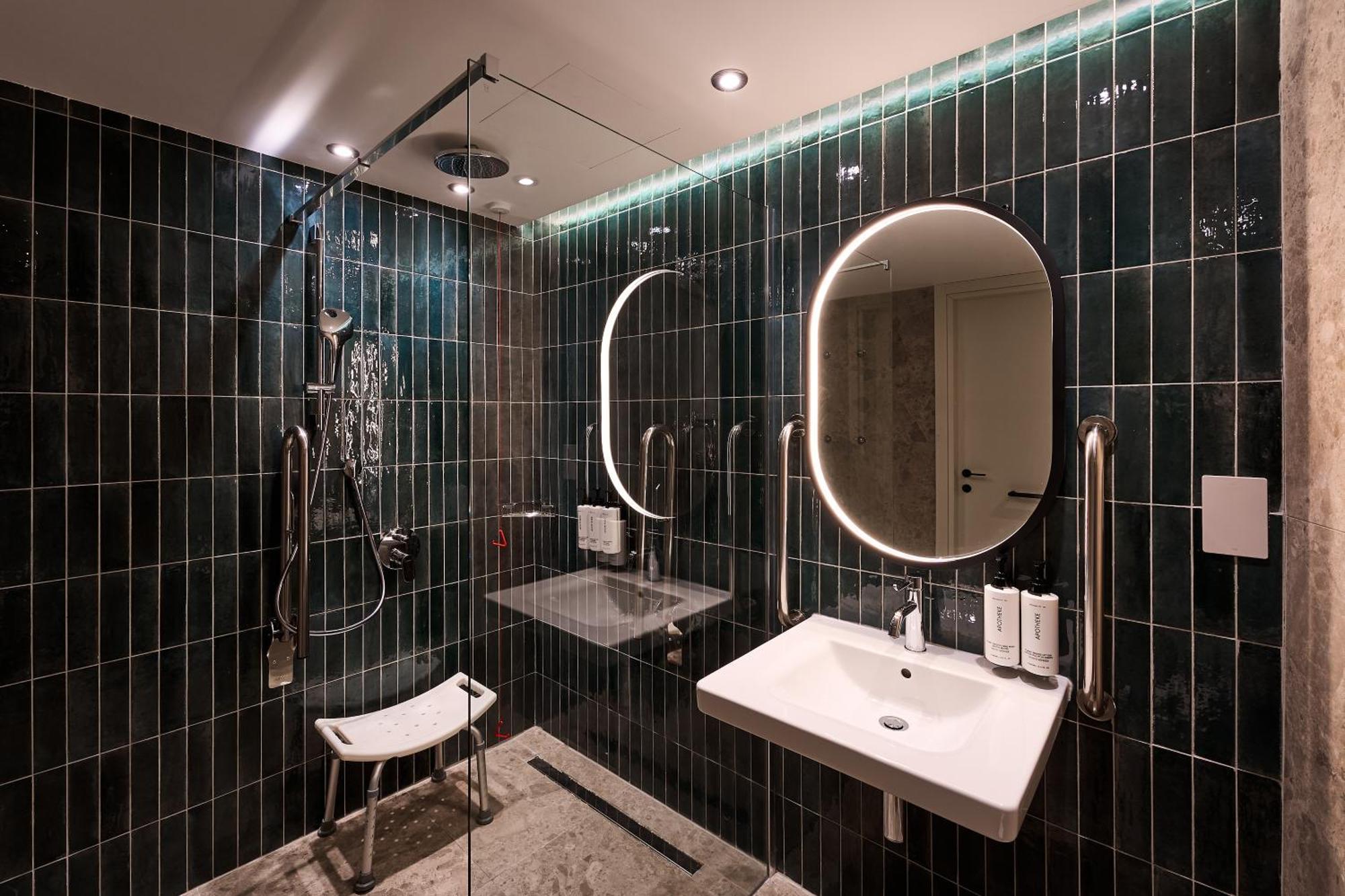 Hotel Voco Malta By Ihg San Ġiljan