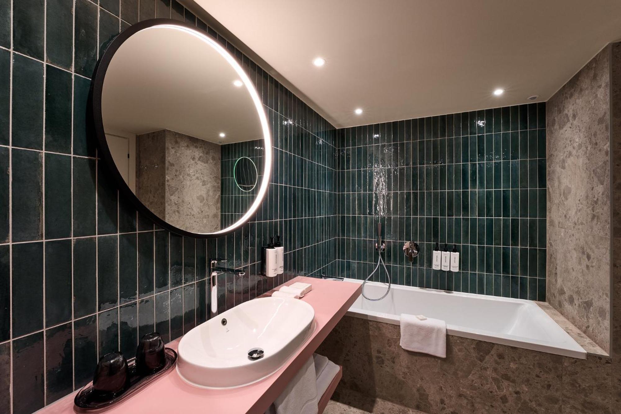 Voco Malta By Ihg